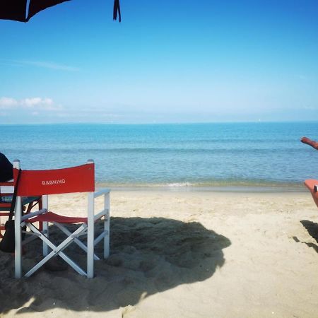 Appartamento In Villa A Tirrenia, Eleganza E Comfort A Pochi Passi Dal Mare بيزا المظهر الخارجي الصورة