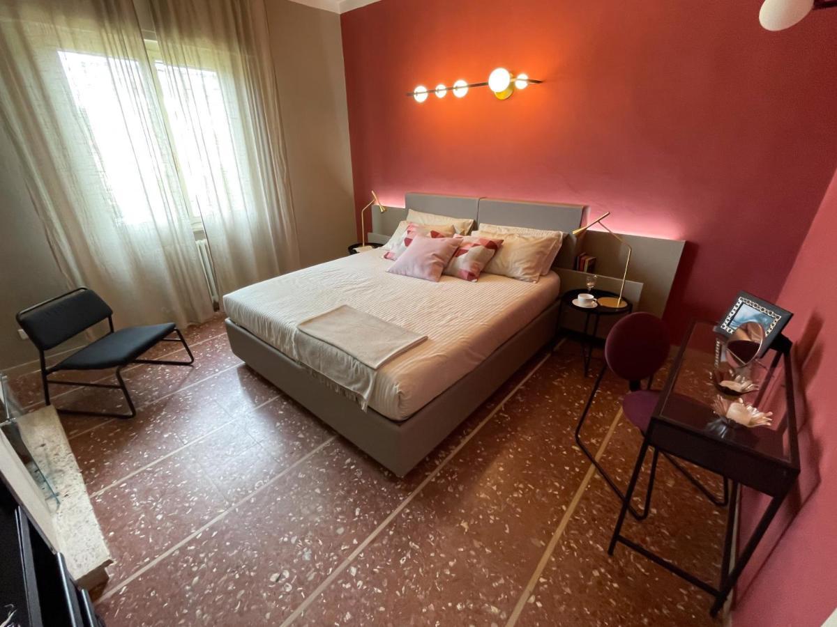 Appartamento In Villa A Tirrenia, Eleganza E Comfort A Pochi Passi Dal Mare بيزا المظهر الخارجي الصورة